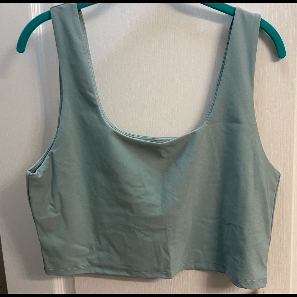 Fabletics Lydia tank top with built-in bra